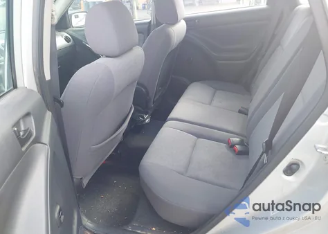 2003 Pontiac Vibe z USA, uszkodzony, nr VIN 5Y2SL62893Z422953